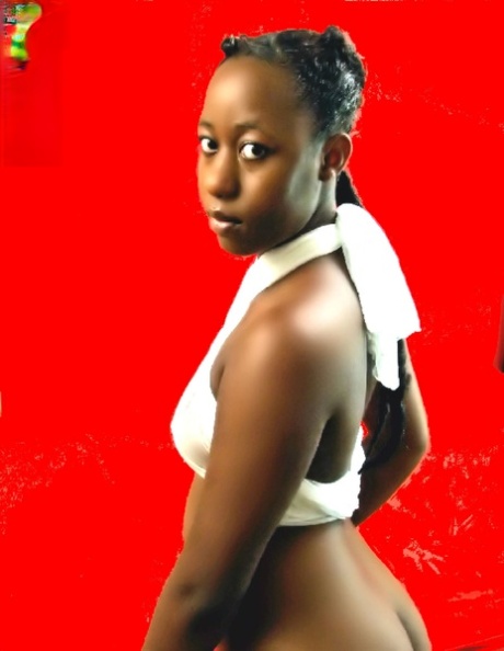 African Naughty Girl art naked pic