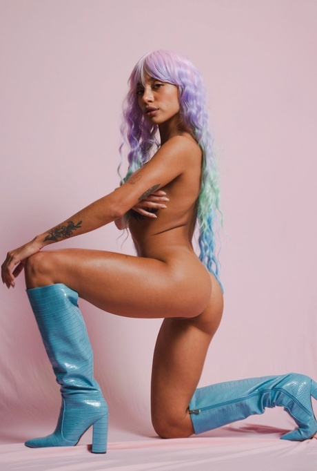 Camila Luna model nude image